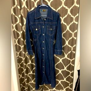 KITSCH Jean Dress M Button Like new! Vintage fun! Great dress!